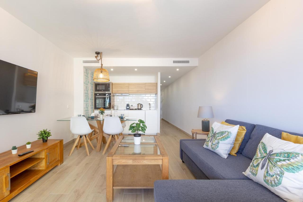 Apartamento Junto Al Faro .Marbella Centro.Vistas Mar Y El Puerto. Buitenkant foto